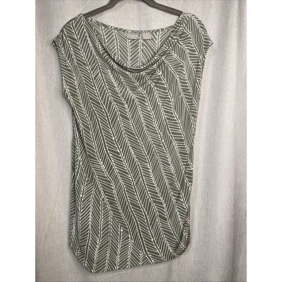Chicos Travelers Sz 0 Top - Olive Green Cap Sleeve Cowl Neck Asymmetrical Hem - Picture 1 of 4